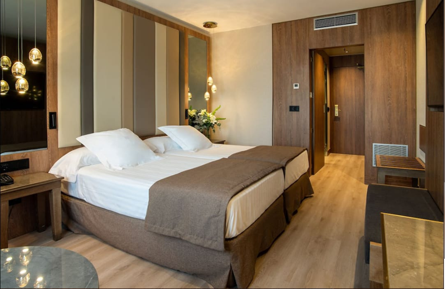 Hotel con jacuzzi en Huanuni